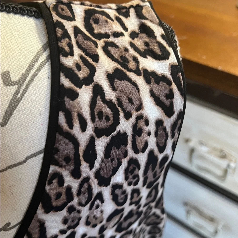 NEW White House Black Market Burgundy Leopard Animal Print Reversible Dress - Picture 3 of 10